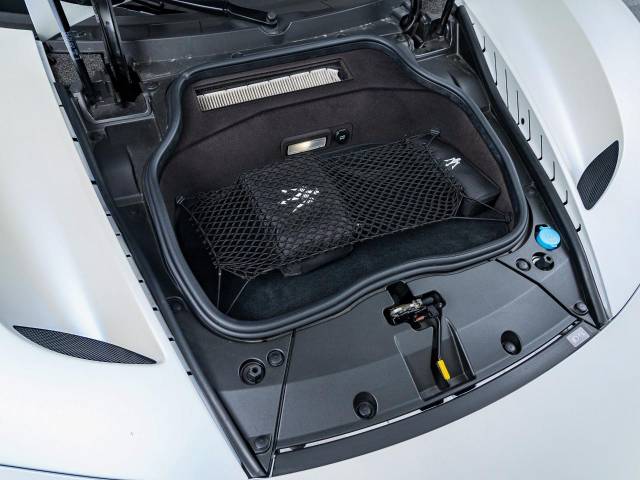 マセラティ ＭＣ２０ ベースグレード 0.4万Km 2,736.0万円(愛知県)[943]の中古車詳細