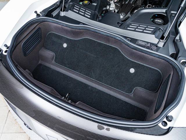 マセラティ ＭＣ２０ ベースグレード 0.4万Km 2,736.0万円(愛知県)[943]の中古車詳細