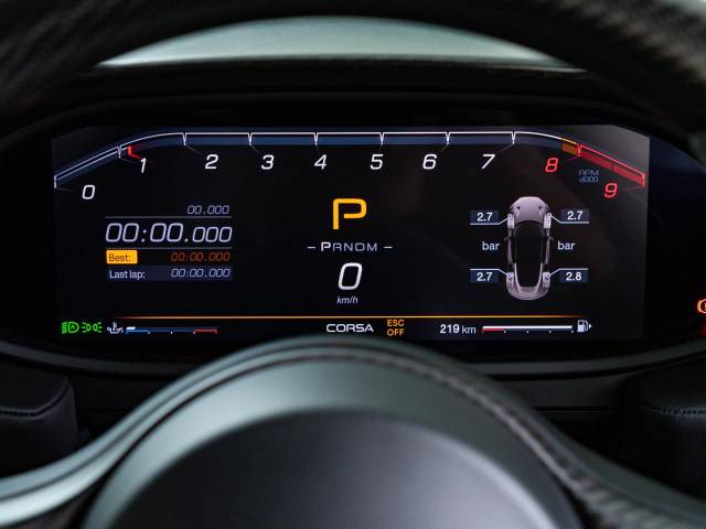 マセラティ ＭＣ２０ ベースグレード 0.4万Km 2,736.0万円(愛知県)[943]の中古車詳細