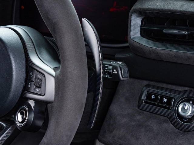 マセラティ ＭＣ２０ ベースグレード 0.4万Km 2,736.0万円(愛知県)[943]の中古車詳細