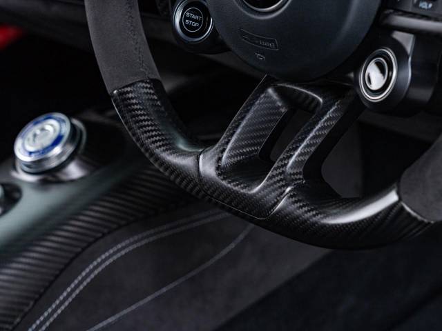 マセラティ ＭＣ２０ ベースグレード 0.4万Km 2,736.0万円(愛知県)[943]の中古車詳細