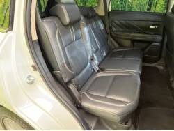 アウトランダーＰＨＥＶ Ｇプレミアムパッケージの中古車画像