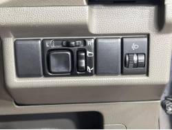 ピノ Ｅ ＦＯＵＲの中古車画像