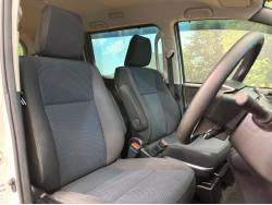 ノア Ｇの中古車画像