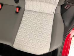 アップ！ アップ！ウィズ ビーツの中古車画像