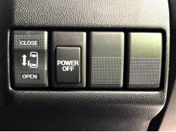 プレマシー ２０Ｓの中古車画像