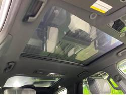 ディスカバリー Ｒ－ダイナミック ＨＳＥ Ｄ３００の中古車画像