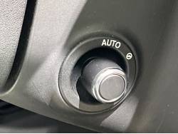 ディスカバリー Ｒ－ダイナミック ＨＳＥ Ｄ３００の中古車画像