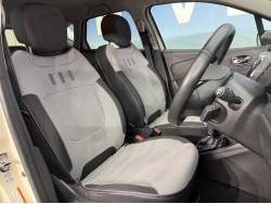 キャプチャー プラスナビの中古車画像