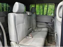 アイシス プラタナリミテッドの中古車画像