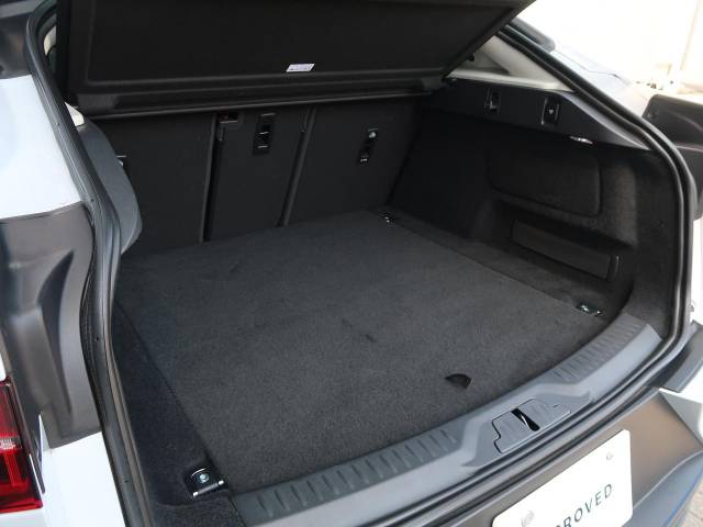 ジャガー Ｉペイス ＳＥ 1.5万Km 434.9万円(三重県)[114]の中古車詳細