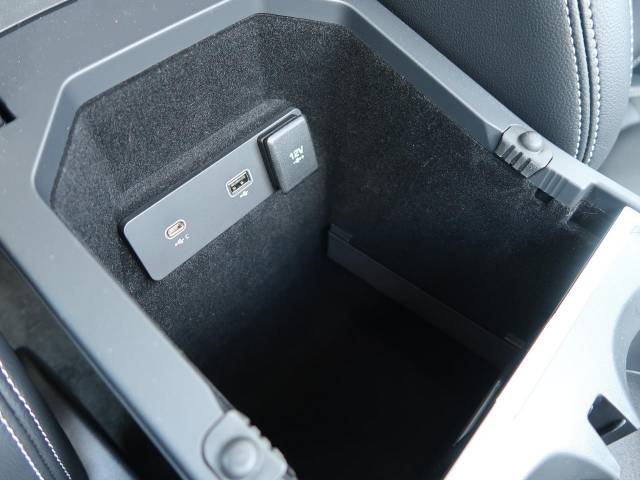 ジャガー Ｉペイス ＳＥ 1.5万Km 434.9万円(三重県)[114]の中古車詳細