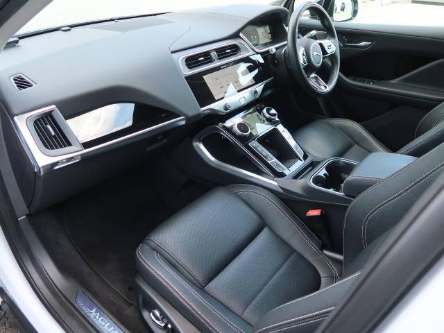 ジャガー Ｉペイス ＳＥ 1.5万Km 434.9万円(三重県)[114]の中古車詳細