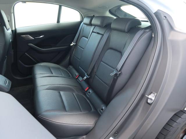 ジャガー Ｉペイス ＳＥ 1.5万Km 434.9万円(三重県)[114]の中古車詳細