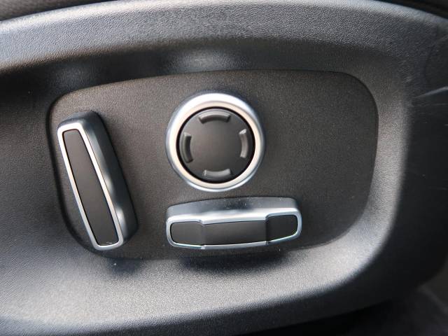 ジャガー Ｉペイス ＳＥ 1.5万Km 434.9万円(三重県)[114]の中古車詳細