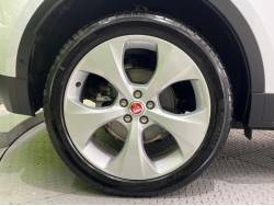 Ｅペイス ＨＳＥ ２５０ＰＳの中古車画像