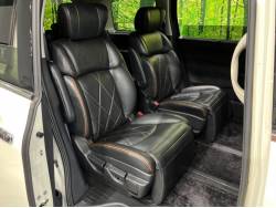 エルグランド ３５０ハイウェイスターアーバンクロムの中古車画像