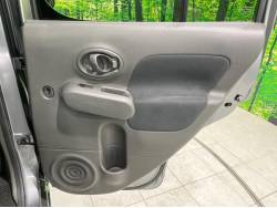 キューブ １５Ｓ ＦＯＵＲの中古車画像