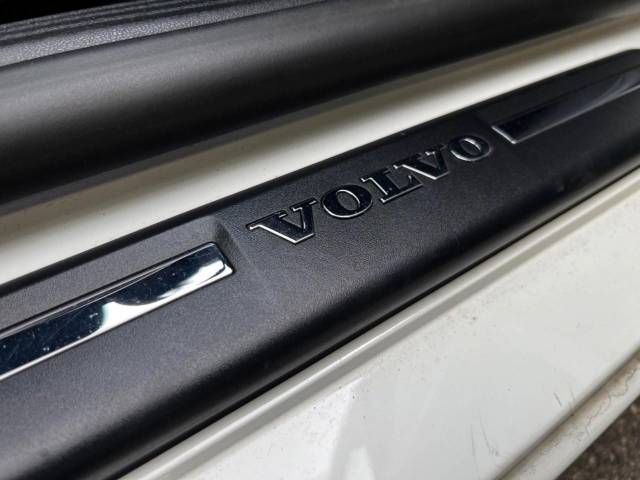 ボルボ Ｖ４０ Ｔ５ Ｒデザイン 2.8万Km (大阪府)[397]の中古車詳細