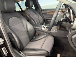 Ｃクラスステーションワゴン Ｃ１８０ ステーションワゴン アバンギャルドの中古車画像