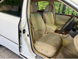 クラウン ロイヤルサルーンの中古車画像