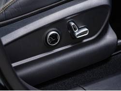 グレカーレ トロフェオの中古車画像