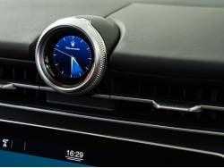 グレカーレ トロフェオの中古車画像