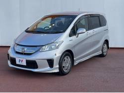 フリードハイブリッド ハイブリッドの中古車画像