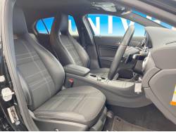 ＧＬＡクラス ＧＬＡ２５０ ４マチック オフロードの中古車画像