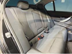 ３シリーズ ３２０ｉ ｘＤｒｉｖｅの中古車画像