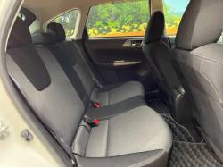 インプレッサ ２．０ｉの中古車画像