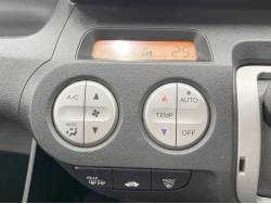 ライフ ディーバの中古車画像