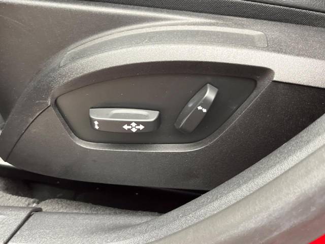 ボルボ Ｖ４０ Ｔ４ ＳＥ 4.3万Km (大阪府)[897]の中古車詳細