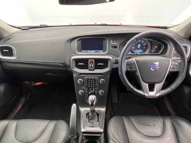 ボルボ Ｖ４０ Ｔ４ ＳＥ 4.3万Km (大阪府)[897]の中古車詳細