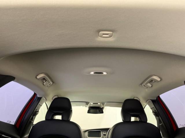 ボルボ Ｖ４０ Ｔ４ ＳＥ 4.3万Km (大阪府)[897]の中古車詳細