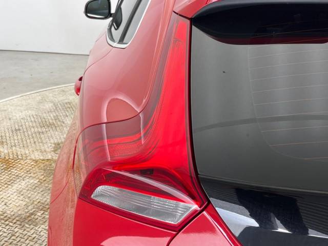 ボルボ Ｖ４０ Ｔ４ ＳＥ 4.3万Km (大阪府)[897]の中古車詳細