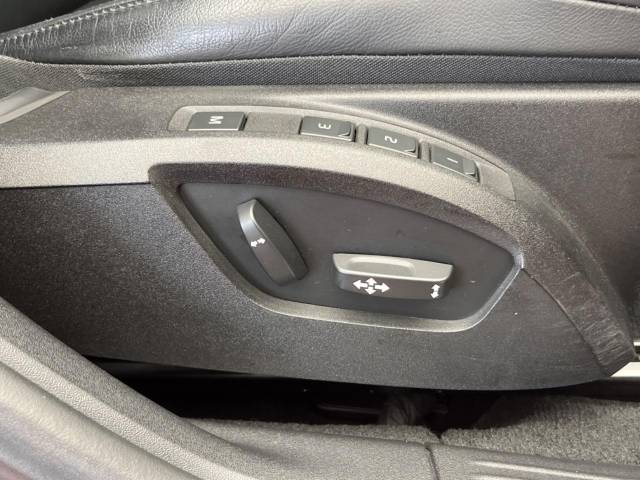 ボルボ Ｖ４０ Ｔ４ ＳＥ 4.3万Km (大阪府)[897]の中古車詳細