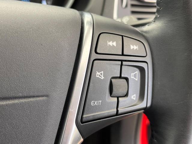 ボルボ Ｖ４０ Ｔ４ ＳＥ 4.3万Km (大阪府)[897]の中古車詳細