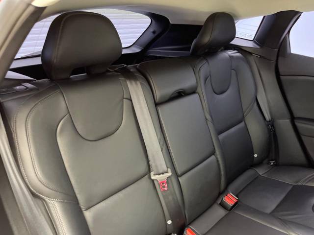 ボルボ Ｖ４０ Ｔ４ ＳＥ 4.3万Km (大阪府)[897]の中古車詳細