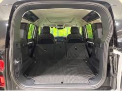 ディフェンダー １１０Ｓ Ｐ３００ エアサスペンション装着車の中古車画像