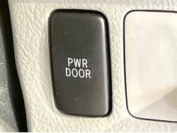 ノア Ｌ Ｇセレクションの中古車画像