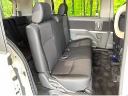 アイシス プラタナの中古車画像