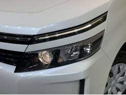 ヴォクシー Ｘ Ｃパッケージの中古車画像