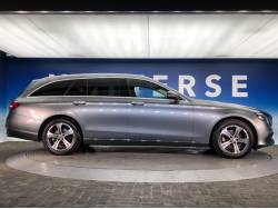 Ｅクラスステーションワゴン Ｅ２００ ４マチック ステーションワゴン アバンギャルドの中古車画像