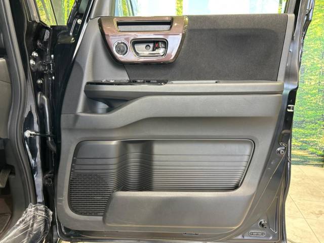 ホンダ Ｎ－ＢＯＸカスタム Ｇ・Ｌホンダセンシング 4.3万Km 149.9万円(高知県)[327]の中古車詳細