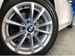 ３シリーズ ３２０ｉの中古車画像