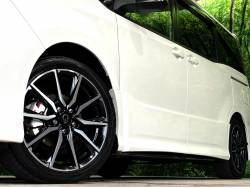 ノア Ｓｉ ＧＲスポーツの中古車画像