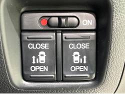 Ｎ－ＢＯＸカスタム ２トーンカラースタイル Ｇ・Ｌパッケージの中古車画像