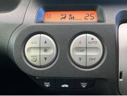 ライフ ディーバクールセレクトの中古車画像