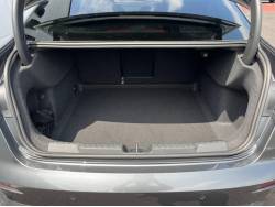 Ａ３セダン ３０ＴＦＳＩ Ｓラインの中古車画像